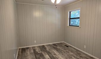 1800 White Dr, Batesville, AR 72501