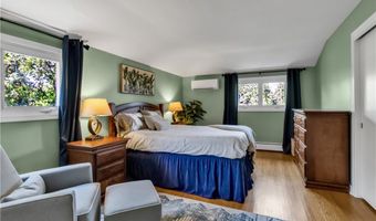 21 Tee Ct, Amherst, NY 14221