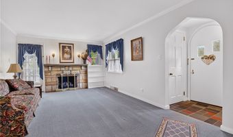 2848 Anderson Dr, Allison Park, PA 15101