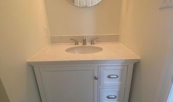 102 SWEETHOLLOW Dr, Bear, DE 19701