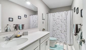 4196 Holstein Dr, Columbus, OH 43207