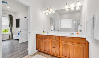 3 Raccoon Ln, Barnegat, NJ 08005