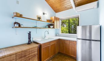 563 Mikioi Pl, Kihei, HI 96753