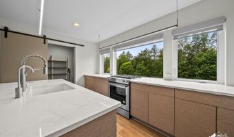 1785 Evangeline Ln, Anchorage, AK 99517