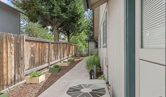 1165 W Winnie Ln, Carson City, NV 89703