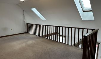 90 Baldwin Dr, Bangor, ME 04401