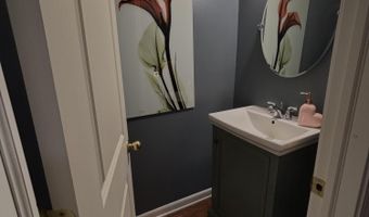 2798 Page Ave, Ann Arbor, MI 48104