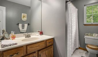 13 Denise Ct, Albrightsville, PA 18210