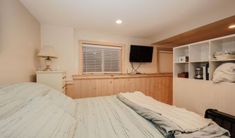 8 Grammys Way, Alton, NH 03810