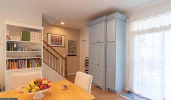 6931 ROLLING CREEK Way, Alexandria, VA 22315