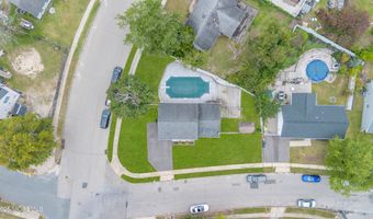 41 Deck St, Barnegat, NJ 08005