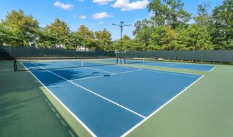 24687 KINGS CANYON Sq, Aldie, VA 20105