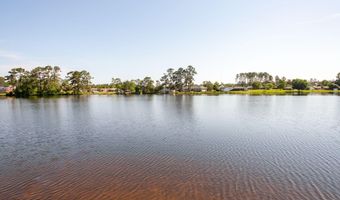220 Lake Shore Dr, Alma, GA 31510