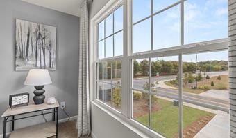 5989 SKYLAR Dr, Atlanta, GA 30336