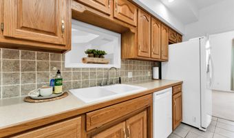 24370 Lawrence 2210, Aurora, MO 65605