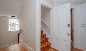 1 Pell St, Newport, RI 02840