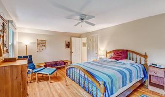 818 Ottawa Trl, Madison, WI 53711