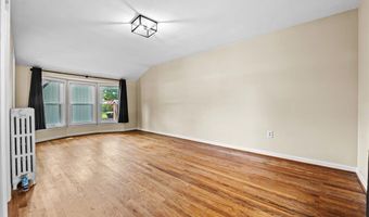 73837 Floral St, Armada, MI 48005