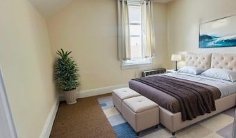 11 W 31ST St 3, Bayonne, NJ 07002