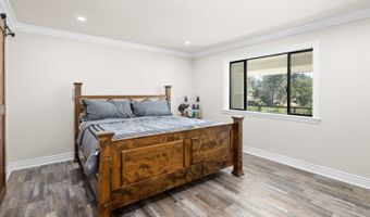 875 White Cottage Rd N, Angwin, CA 94508