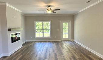 827 Fairway Rd, Ayden, NC 28513