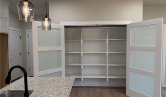 77 Shetland Dr, Bella Vista, AR 72715