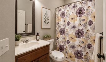 1303 NE Fairwinds Dr, Bentonville, AR 72712