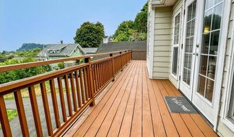 4841 CEDAR St, Astoria, OR 97103