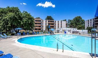 7501 DEMOCRACY Blvd 414, Bethesda, MD 20817