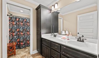 14497 Waterview Ln, Athens, AL 35613