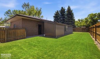 1807 11th St, Cody, WY 82414