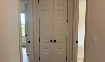5009 Alaska St, Bay St. Louis, MS 39520