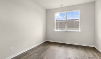 353 Maddox Dr, Aberdeen, NC 28315