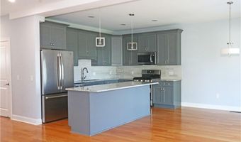 314 Chases Ln D, Middletown, RI 02842