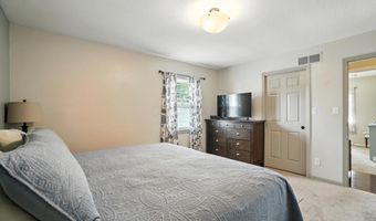 4590 E Johnstown Rd, Columbus, OH 43230
