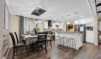 804 Red Bud Dr, Alamo, TX 78516