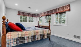 18 Belvidere Rd, Atlantic Highlands, NJ 07716