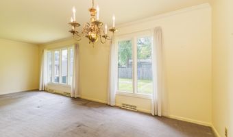 3219 Greenbriar Rd, Anderson, IN 46011