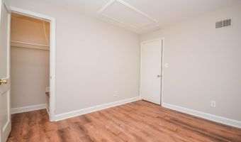9107 LINDALE Dr, Bethesda, MD 20817