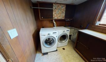 2235 Prairie St, Ann Arbor, MI 48105