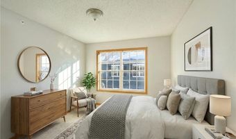 15316 Founders Ln 304, Apple Valley, MN 55124