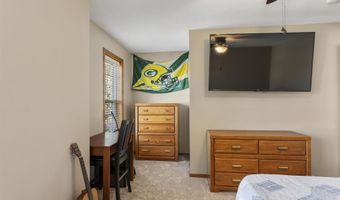 W2429 HOLLY Lane, Appleton, WI 54915