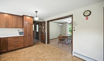 2 N Broadway, Atkinson, NH 03811