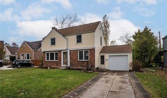 66 Bissell Dr, Amherst, NY 14226