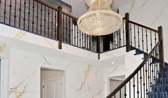 13 Autumn Ct, Airmont, NY 10901