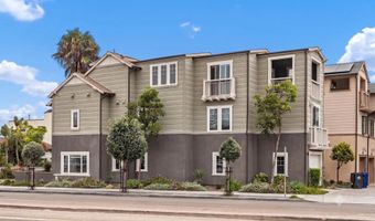 803 Kennebeck Ct, San Diego, CA 92109