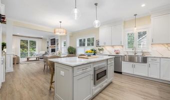 70 Tourjee Ln, North Kingstown, RI 02852