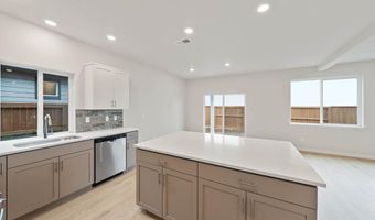 21720 SE Stromboli Ln, Bend, OR 97702