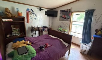 9123 Farm Road 1232, Aurora, MO 65605