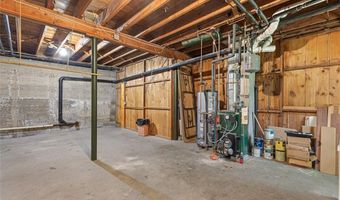111 White Pkwy, North Smithfield, RI 02896
